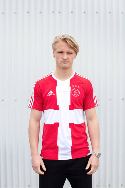 Player Photo: Lasse Schöne & Kasper Dolberg