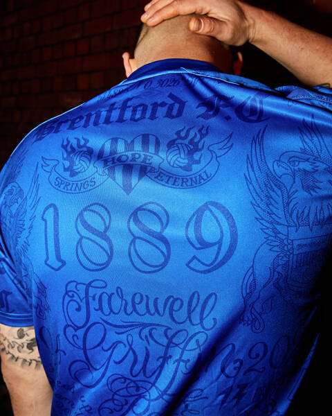 Project Photo: How Deep is Your Love? - Umbro x Brentford FC